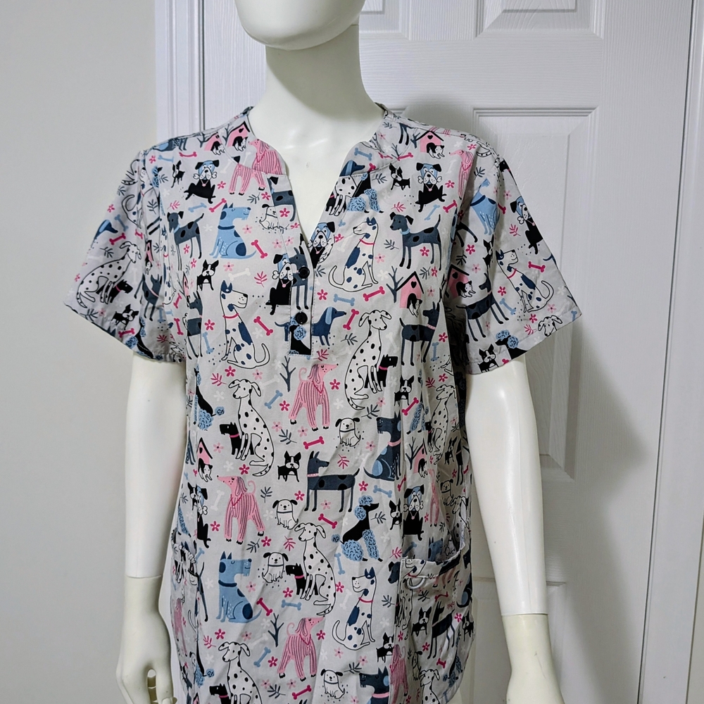 Women's Printed Scrub Top